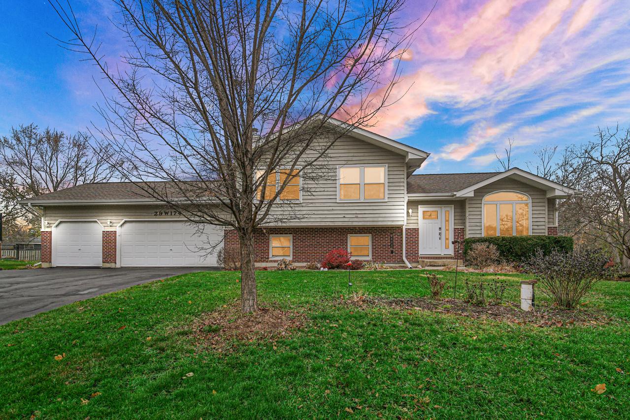 29W174 Pomeroy St., West Chicago, IL 60185