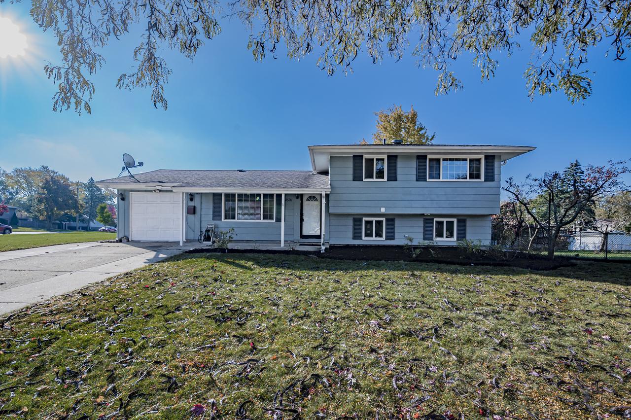 1601 Kingston Ln., Schaumburg, IL 60193