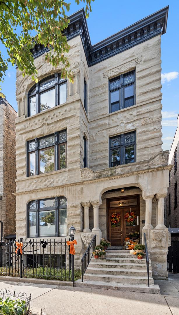 4004 N Clarendon Ave. #1, Chicago, IL 60613