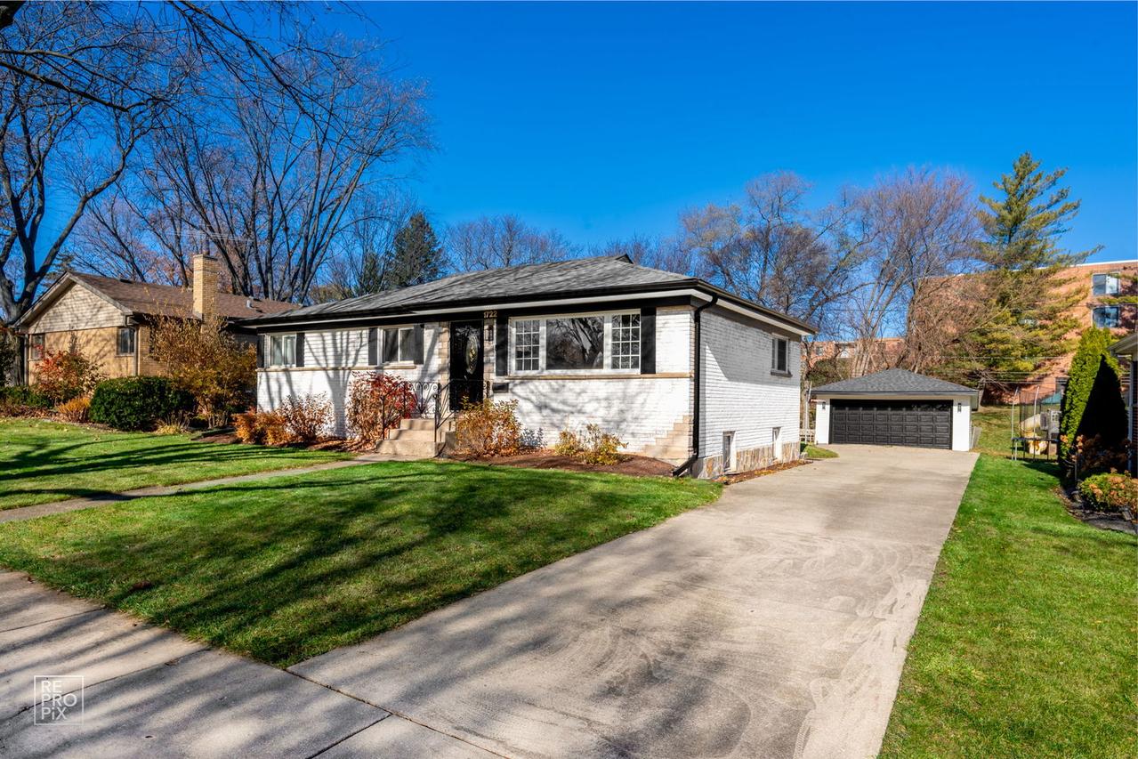 1722 Bonita Ave., Mount Prospect, IL 60056