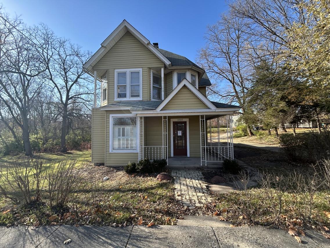 10509 N Main St., Richmond, IL 60071