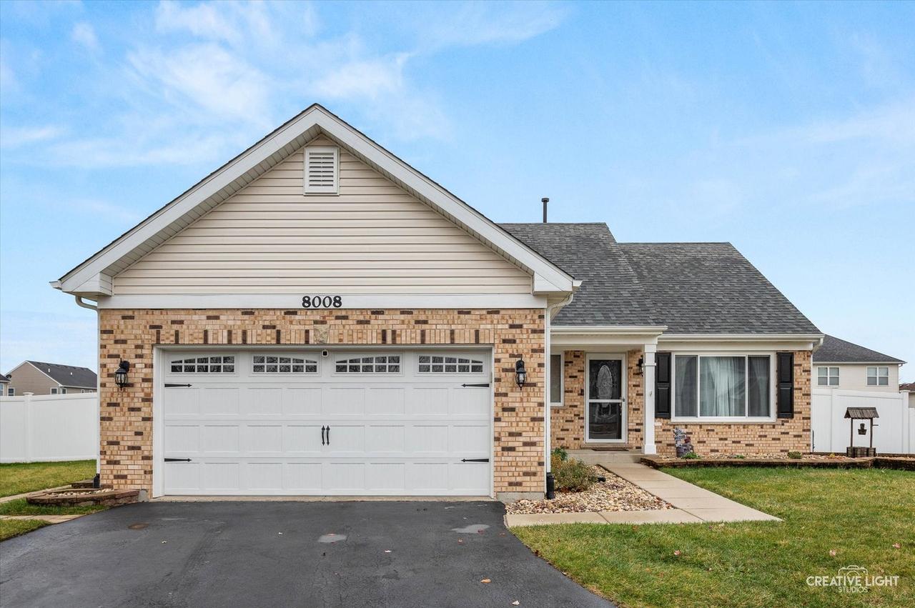 8008 Limestone Ct., Joliet, IL 60431
