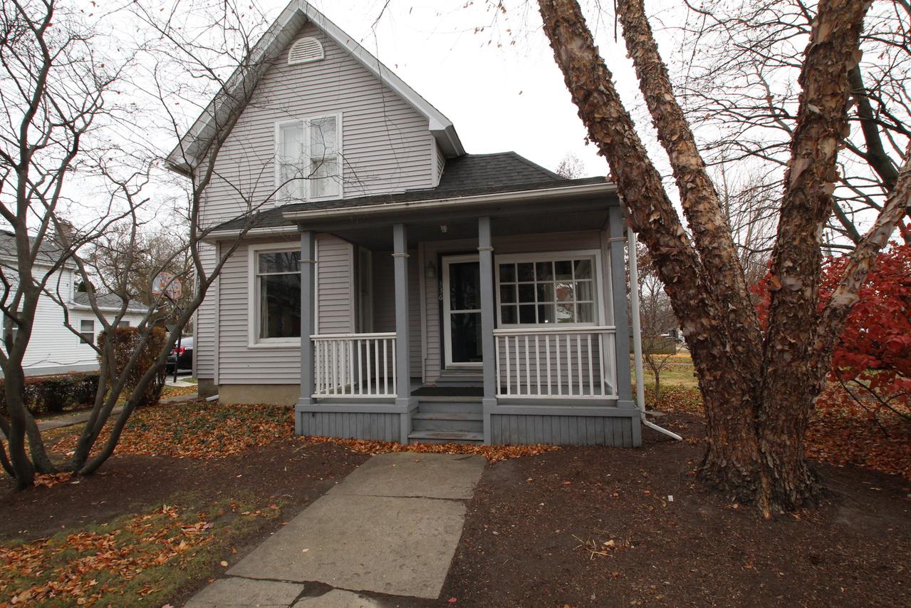 155 Burgess St., Belvidere, IL 61008