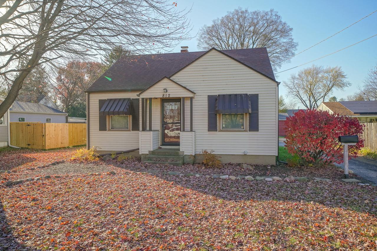 812 Mckinley Ave., Belvidere, IL 61008