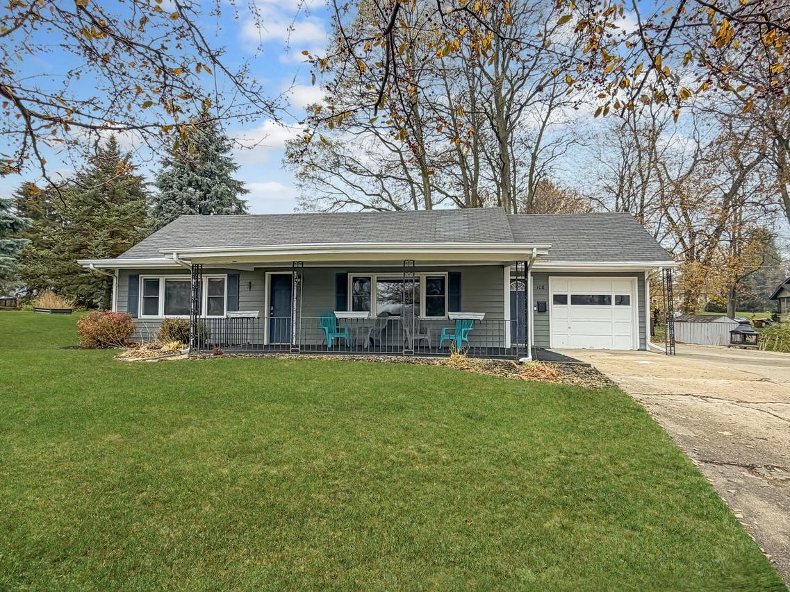 108 E South St., Freeport, IL 61032