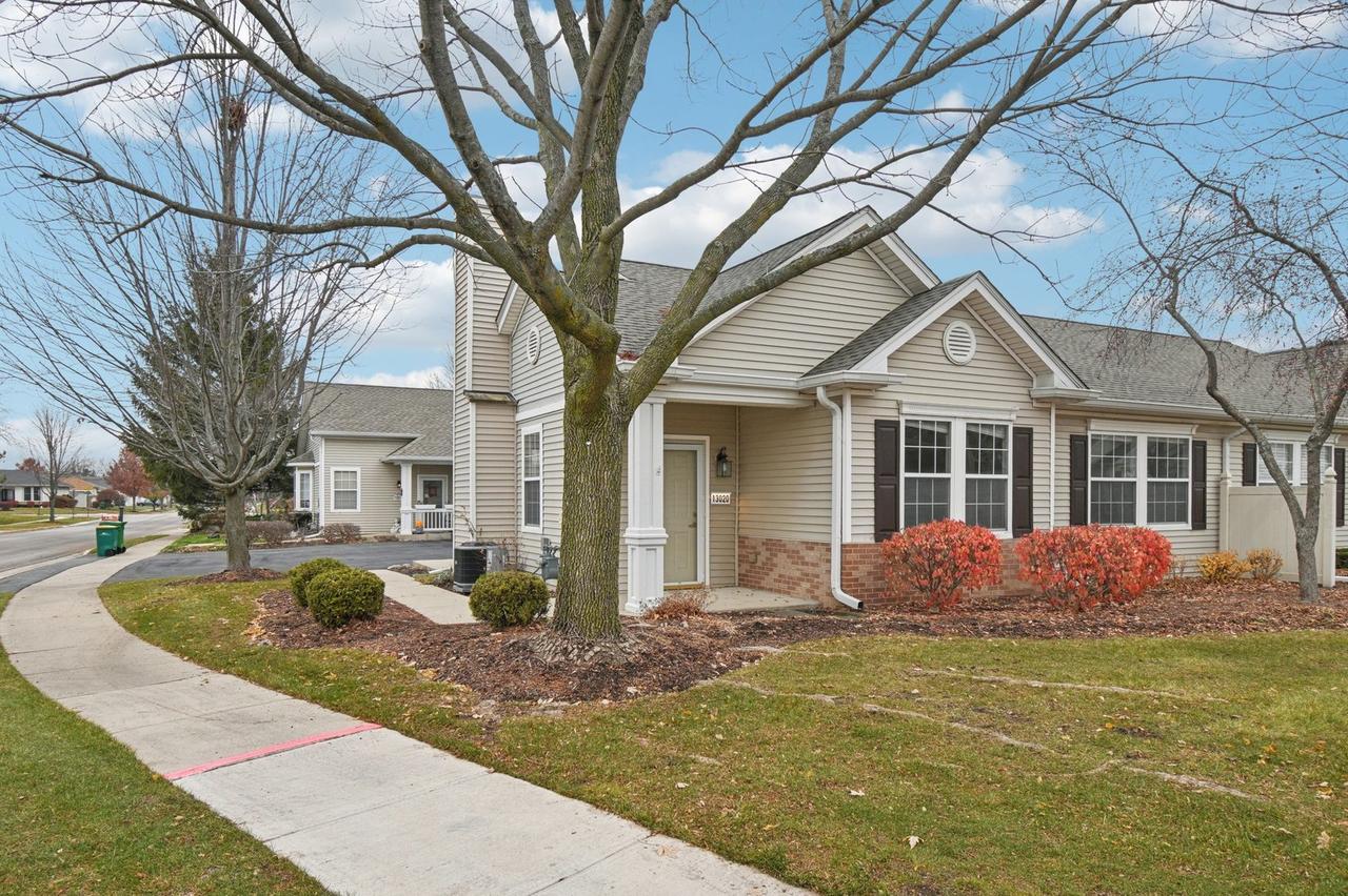 [Address Hidden by Seller], Huntley, IL 60142