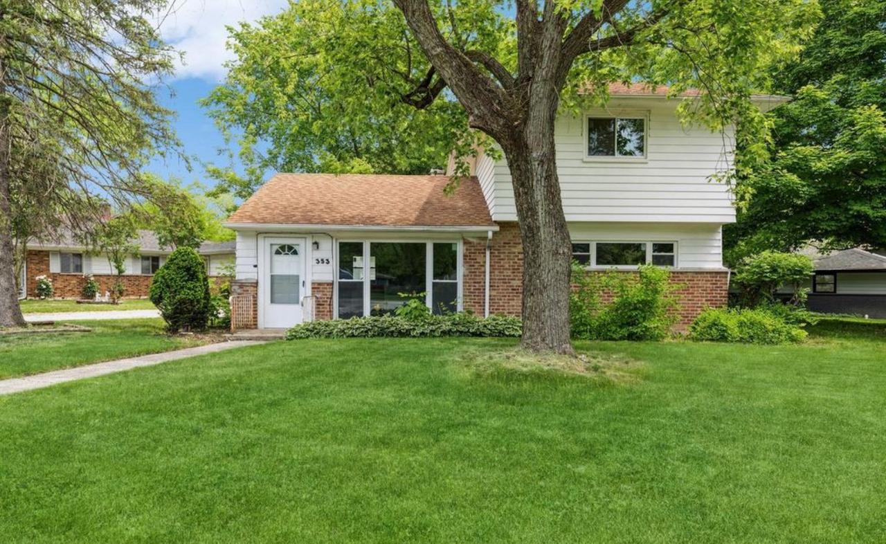 353 Suwanee St., Park Forest, IL 60466