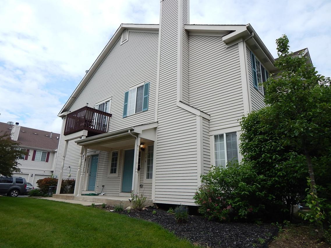 596 Fox Ridge Dr., Fox Lake, IL 60020