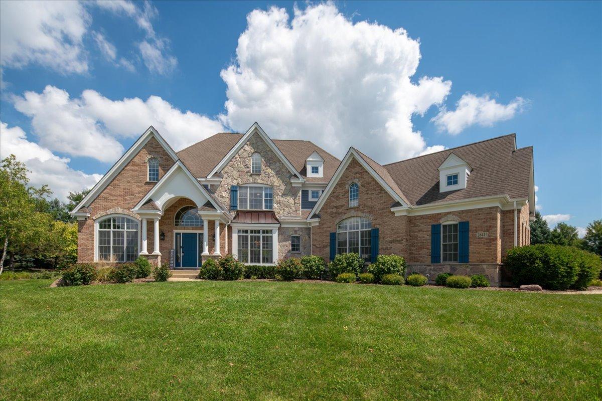 28413 W Harvest Glen Cir., Cary, IL 60013