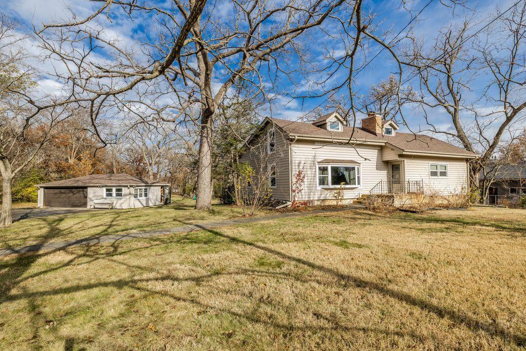 8702 W 131st St., Palos Park, IL 60464