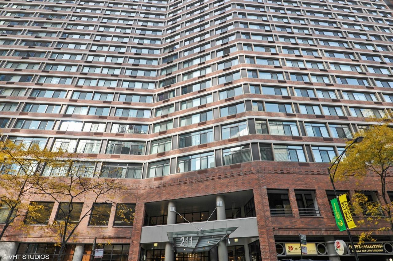 211 E Ohio St. #301, Chicago, IL 60611