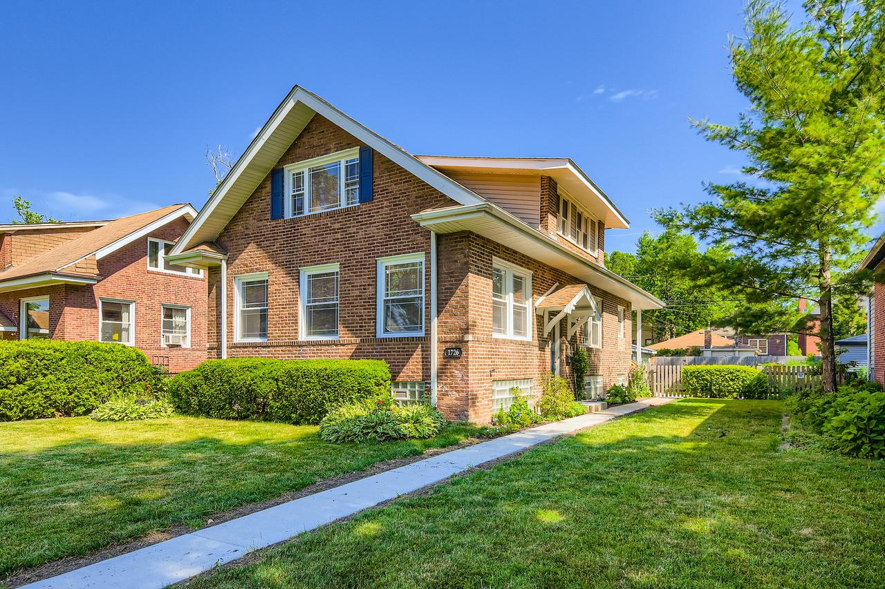 1726 W 106th St., Chicago, IL 60643
