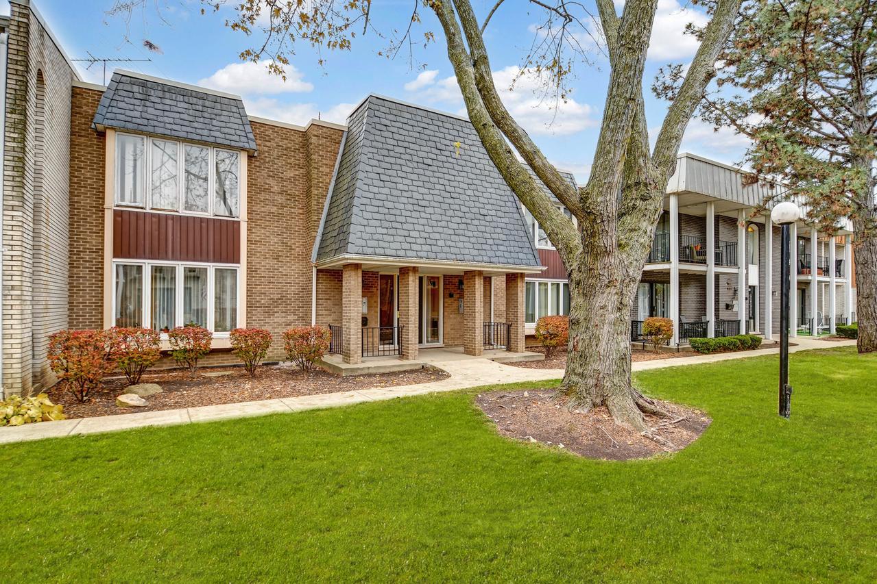 4119 W 98th St. #A, Oak Lawn, IL 60453