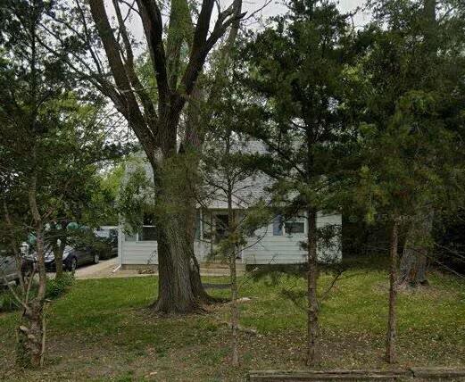 742 E Louella St., Crete, IL 60417