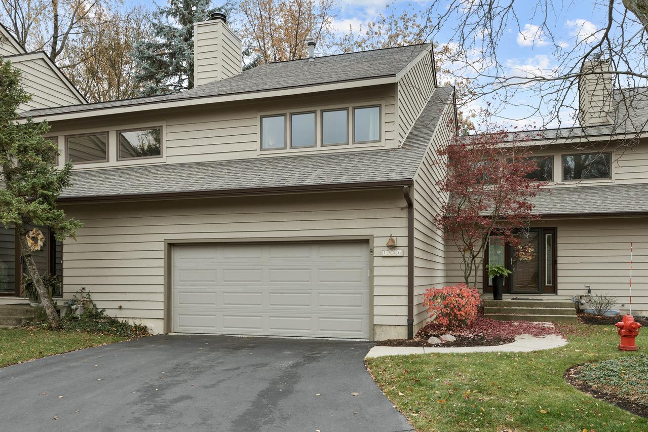 1526 Kirkwood Dr., Geneva, IL 60134