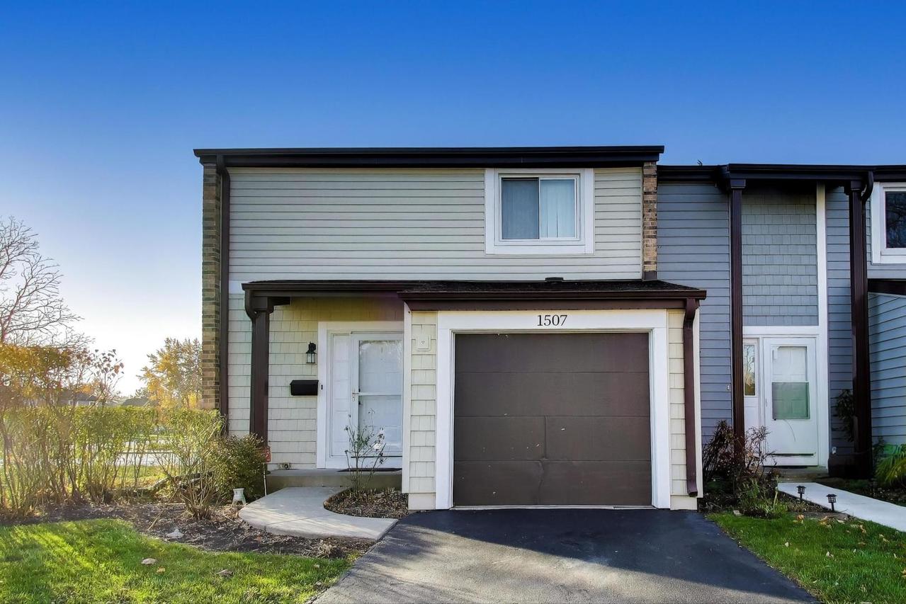 1507 Clearwater Ln., Wheeling, IL 60090