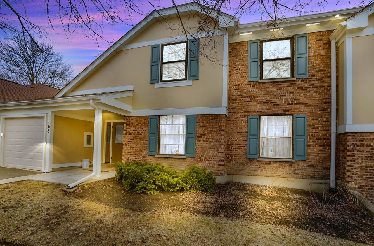 1168 Northbury Ln. #B1, Wheeling, IL 60090