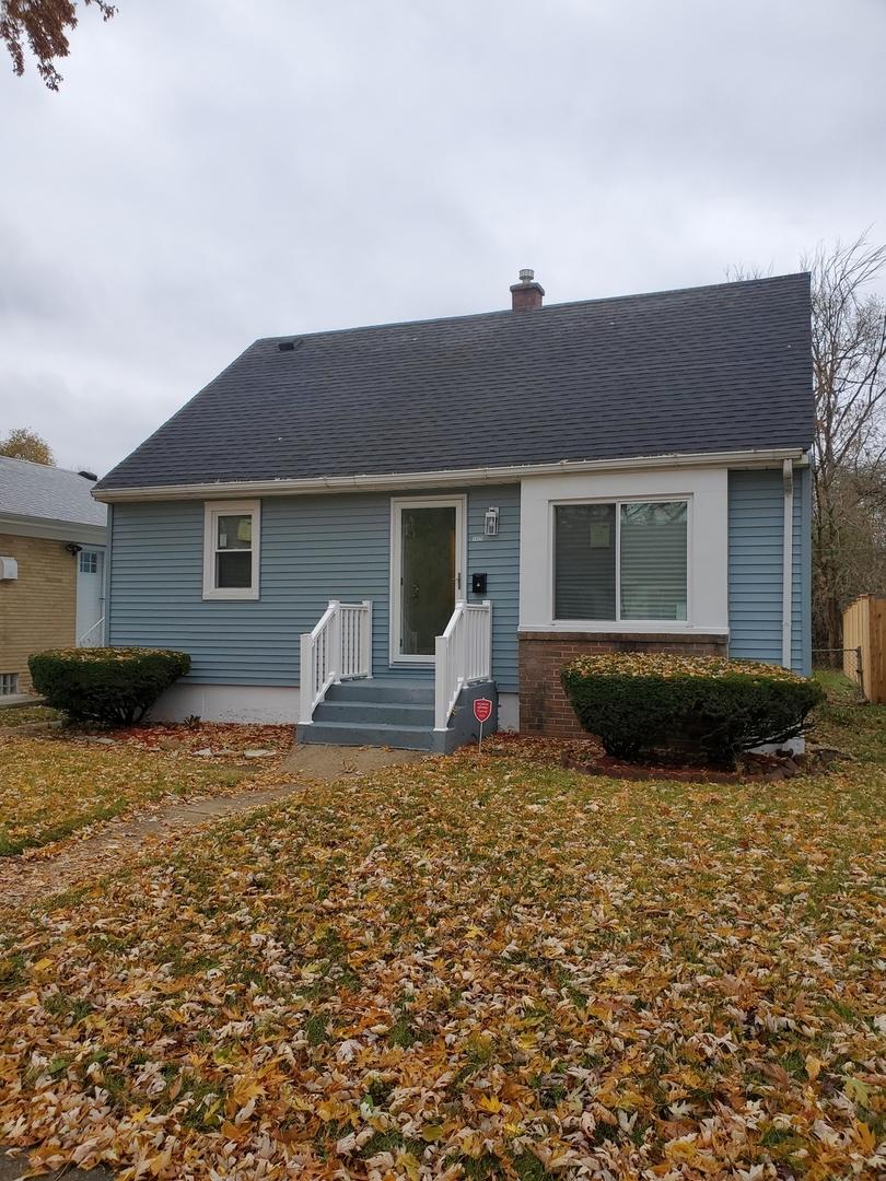 14529 Clinton St., Harvey, IL 60426