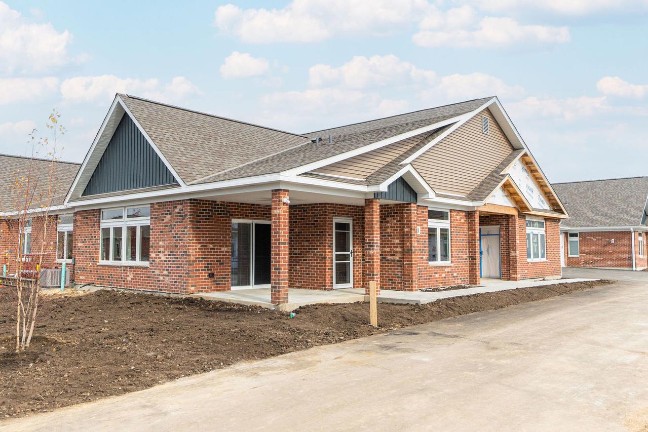 563 Stearn Dr., Genoa, IL 60135