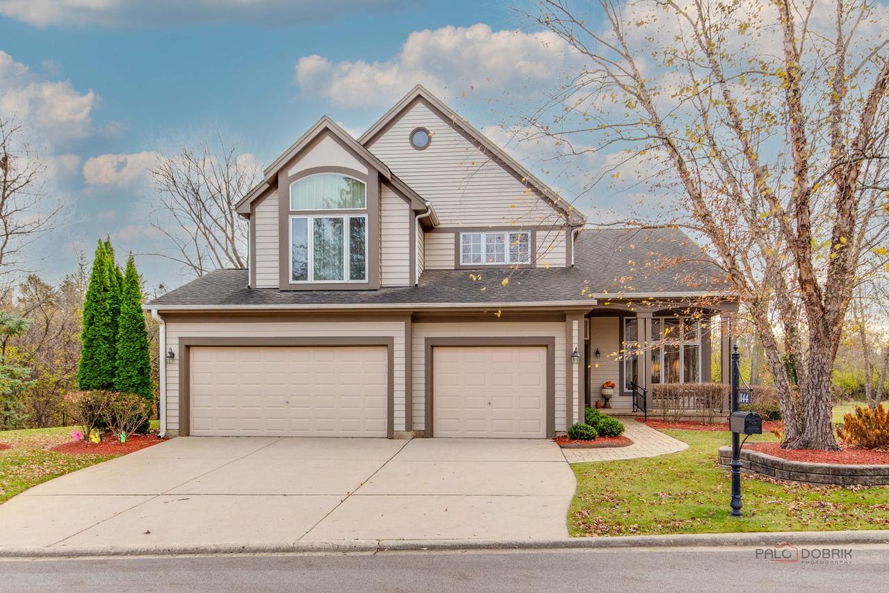 1144 S Hiddenbrook Tr., Palatine, IL 60067