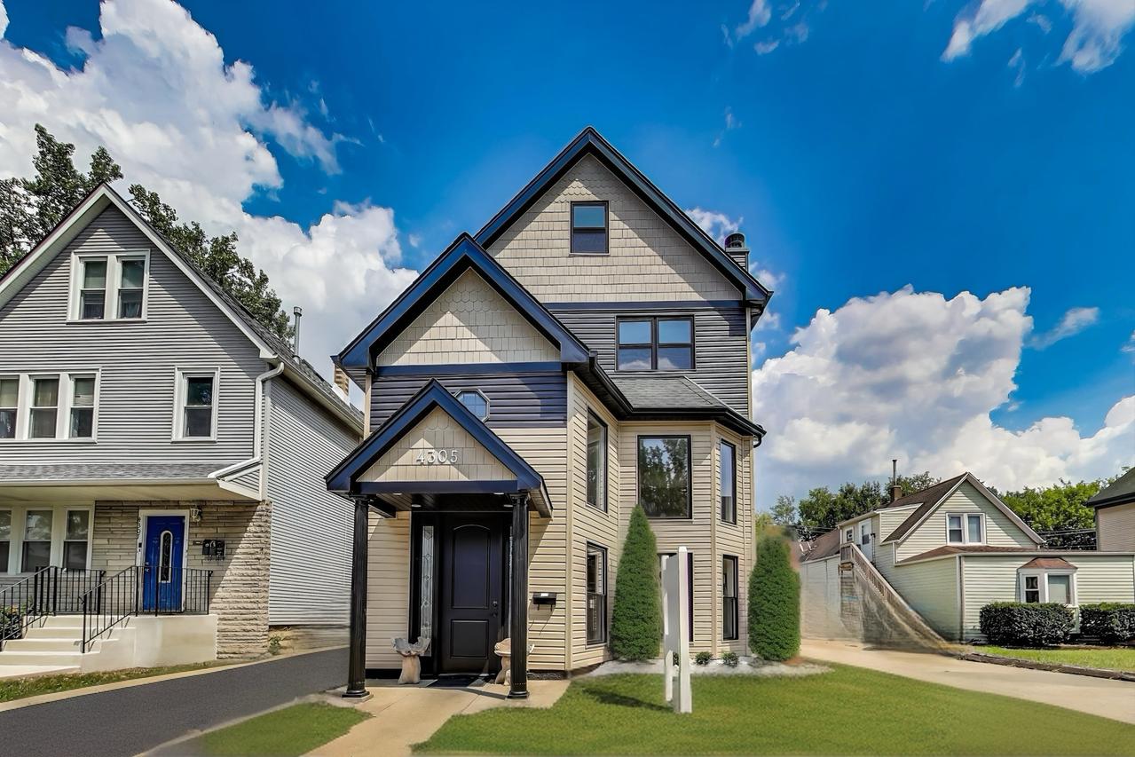4305 N Mobile Ave., Chicago, IL 60634