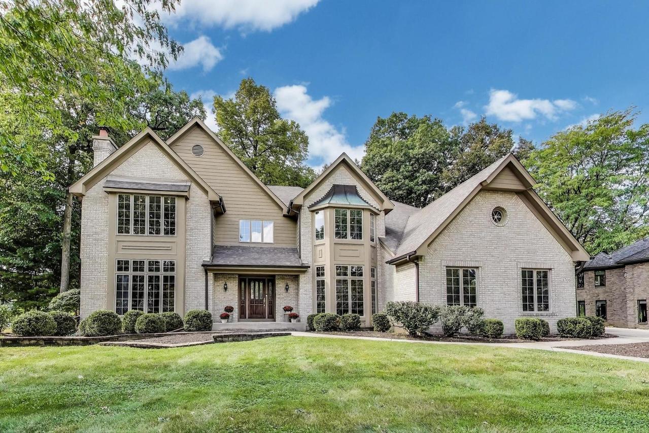 3706 Royal Fox Dr., St. Charles, IL 60174