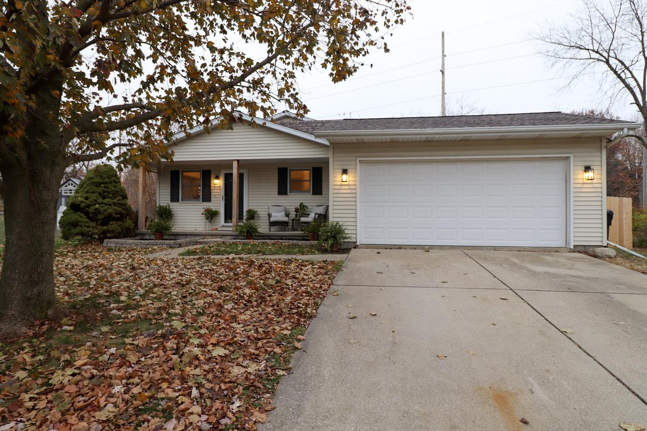 9 Timberview Dr., Bloomington, IL 61701