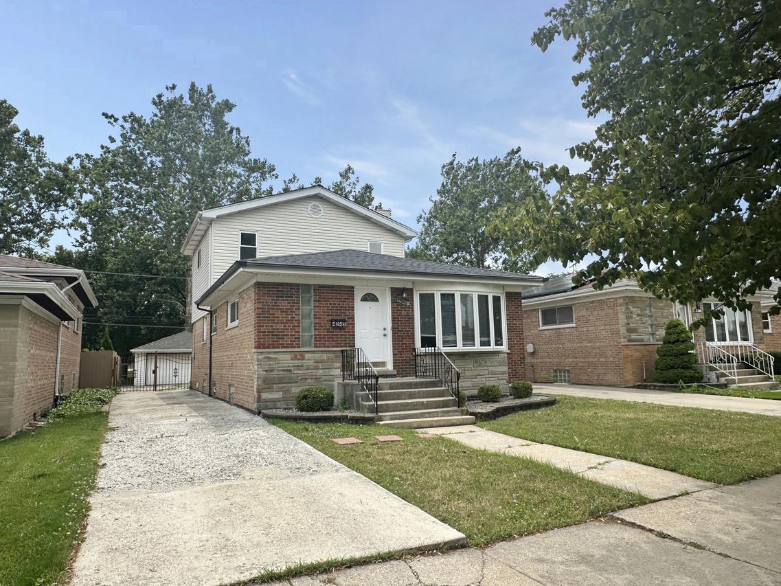 4245 W 78th St., Chicago, IL 60652