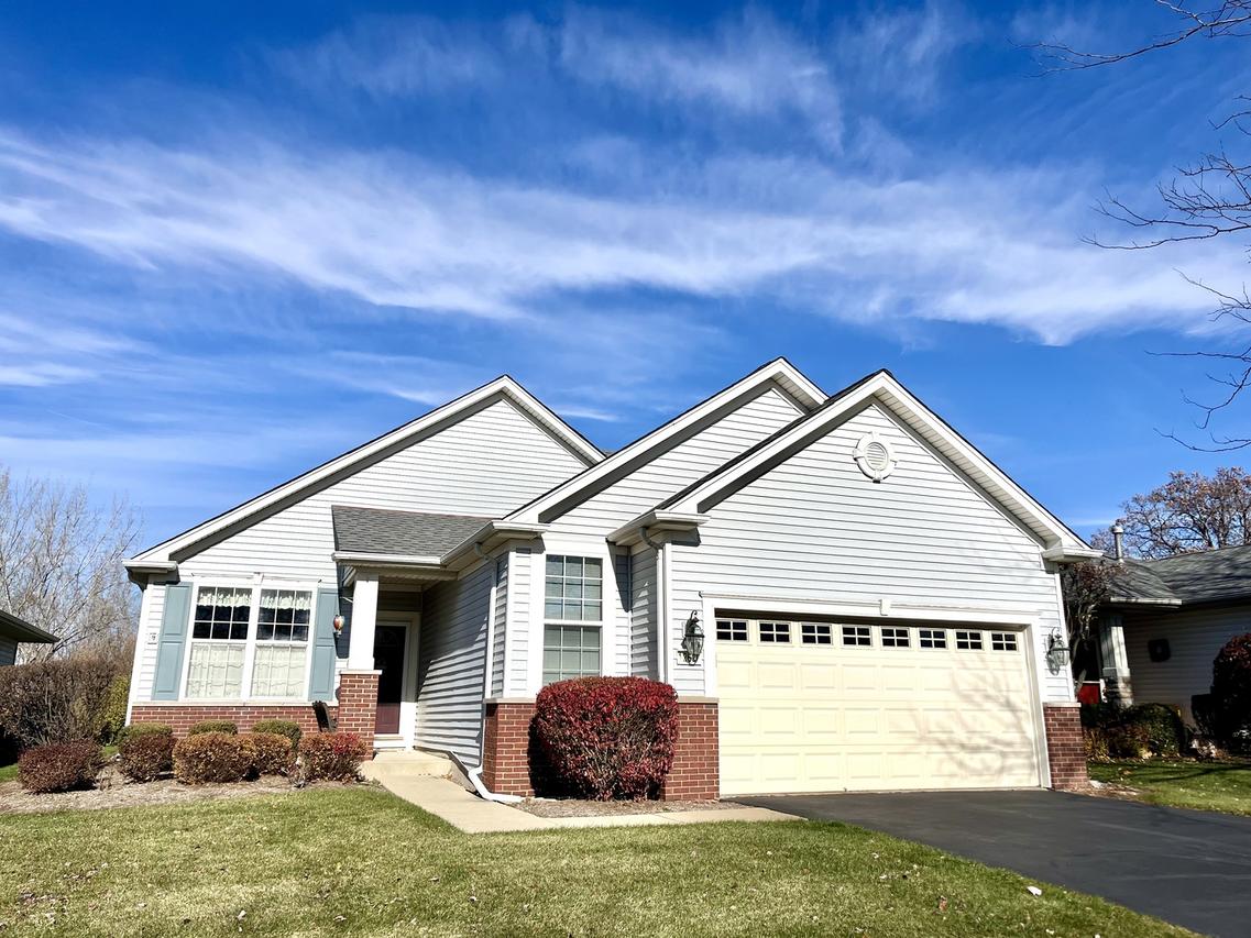 12620 Oak Grove Dr., Huntley, IL 60142