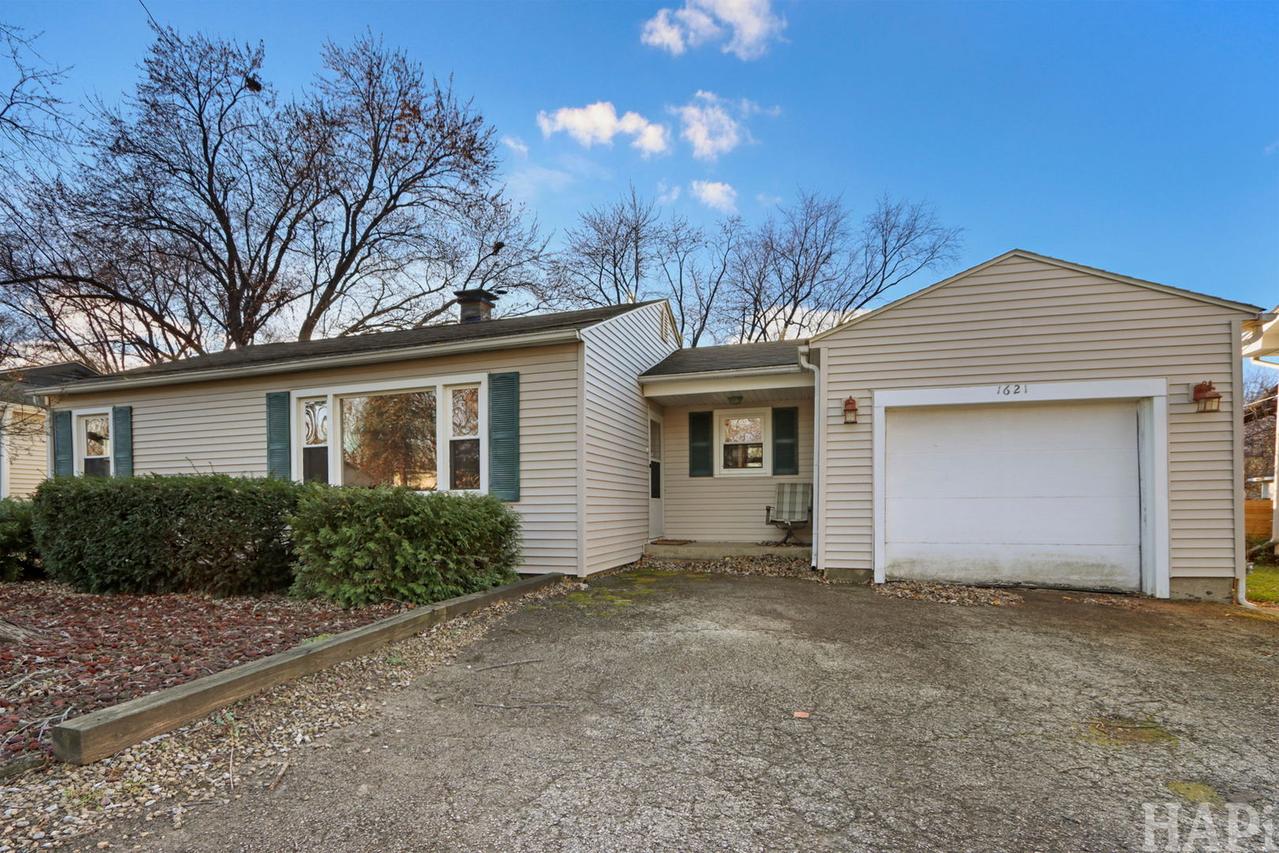 1621 Meadow Ln., Mchenry, IL 60050