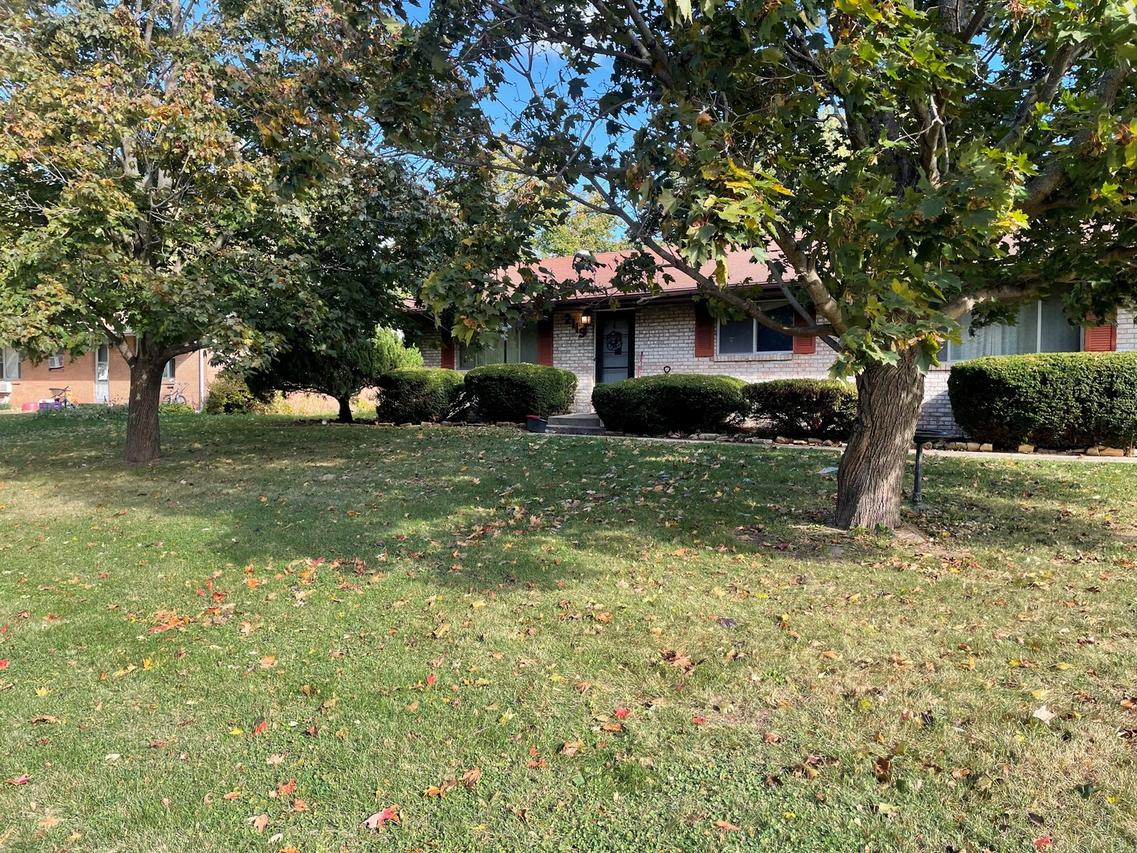 2117-2119 Davis Dr., Belvidere, IL 61008