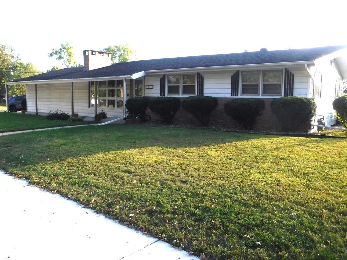 1256 Marla Ter., Bradley, IL 60915