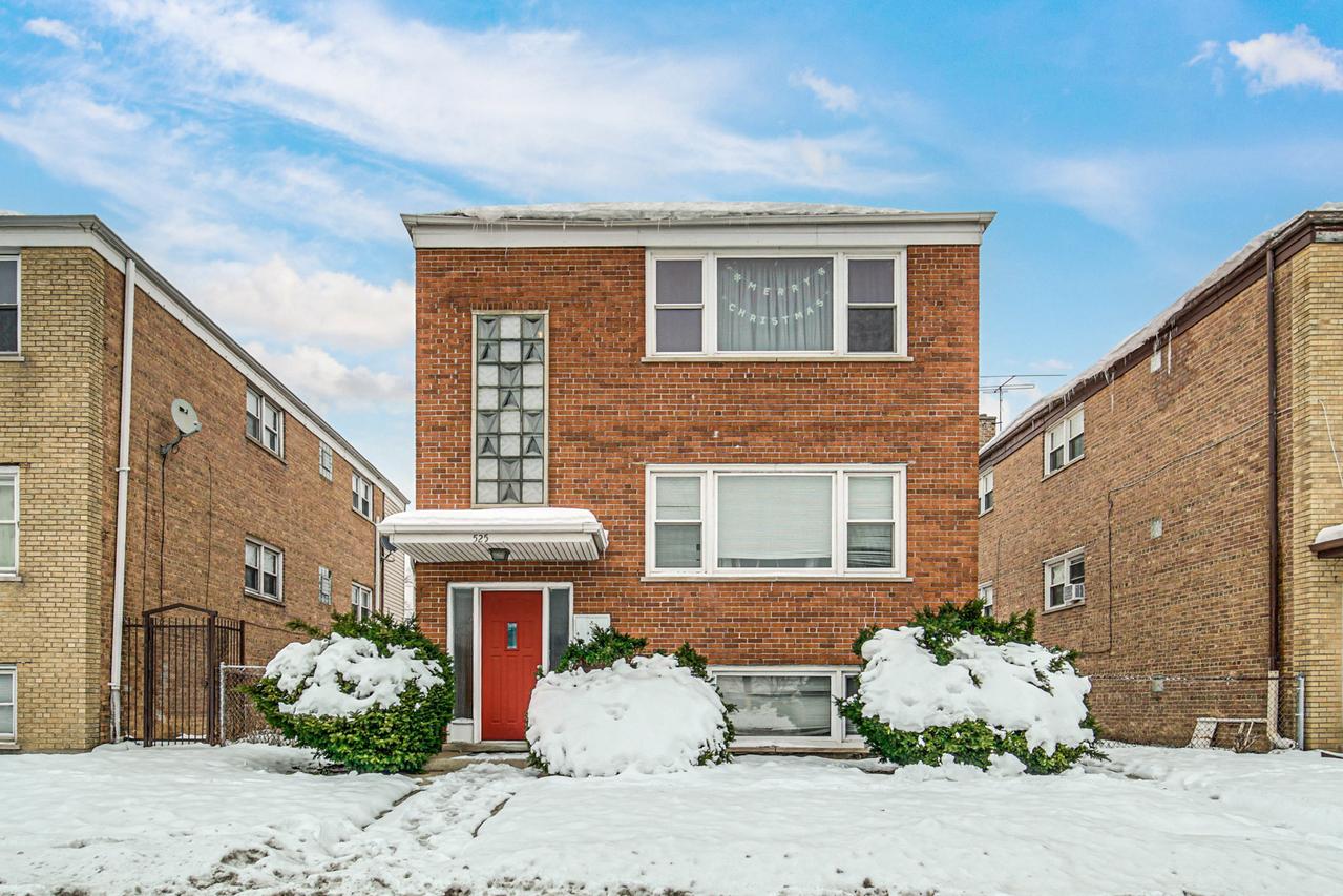 525 25th Ave., Bellwood, IL 60104