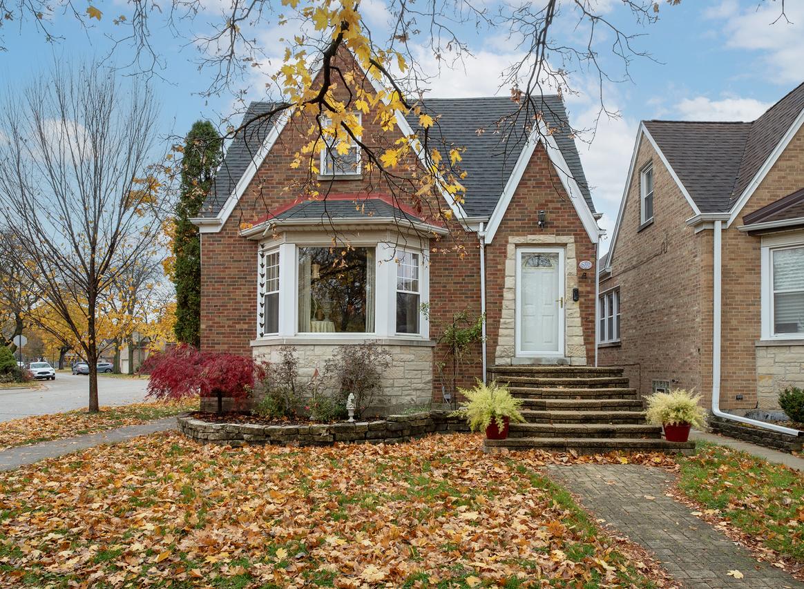 [Address Hidden by Seller], Chicago, IL 60646