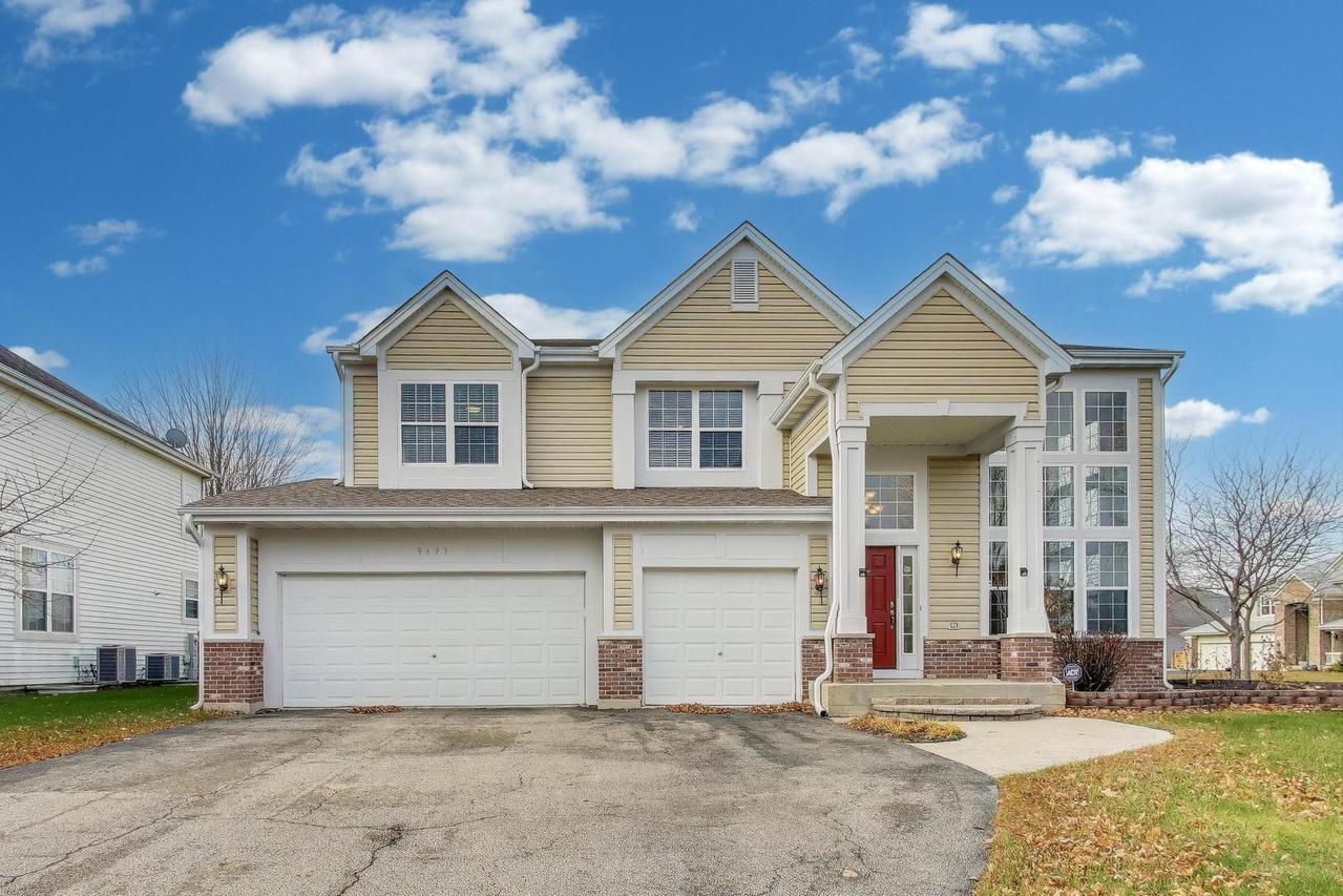 9699 Fairfield Rd., Huntley, IL 60142