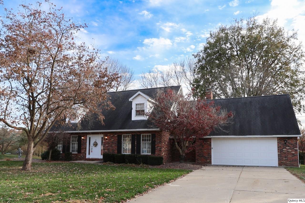 2123 S 30th St., Quincy, IL 62301