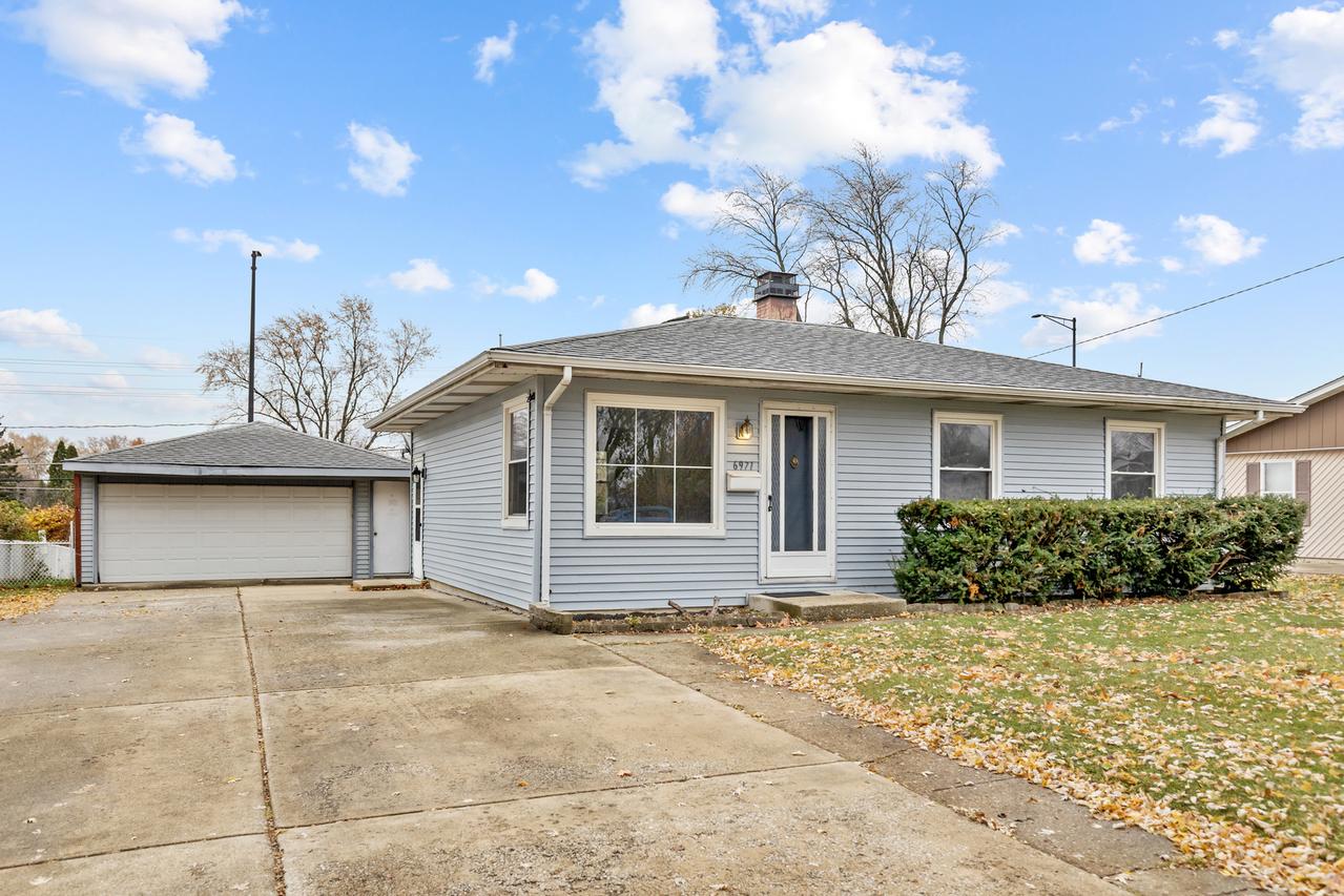 6971 Hanover St., Hanover Park, IL 60133