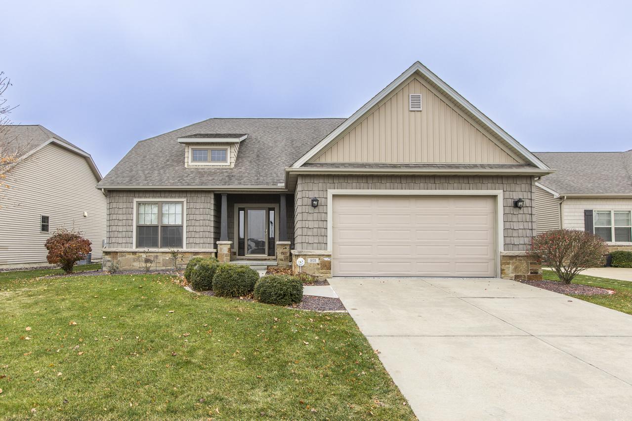 805 Table Rock Cir., Normal, IL 61761