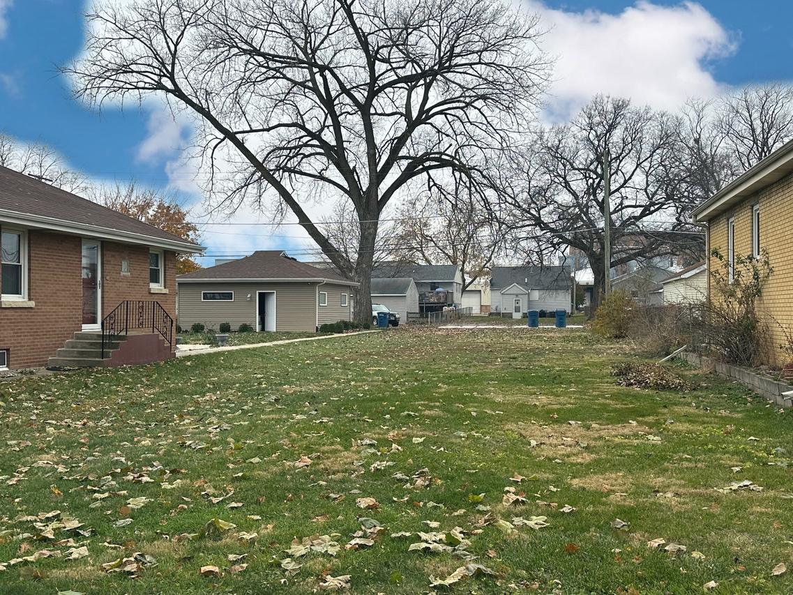 183 N Fulton Ave., Bradley, IL 60915