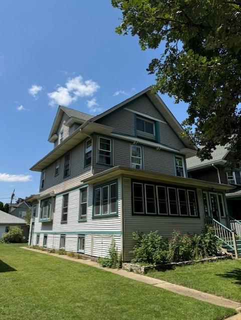 1115 Wesley Ave., Oak Park, IL 60304