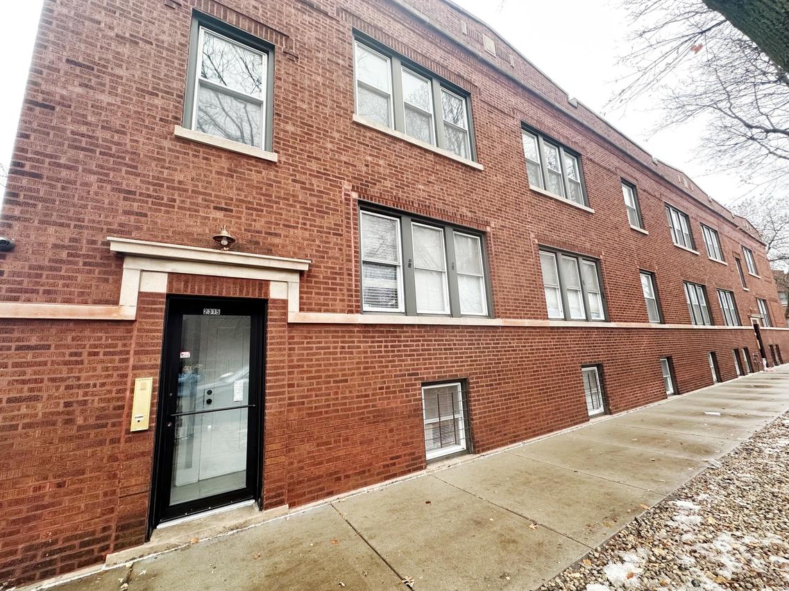 [Address Hidden by Seller], Chicago, IL 60618