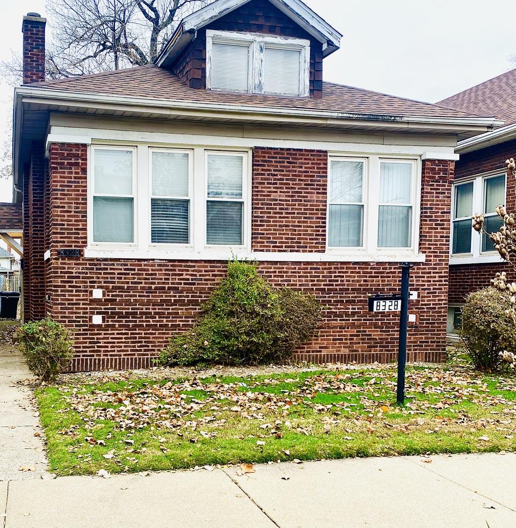 8328 S Crandon Ave., Chicago, IL 60617