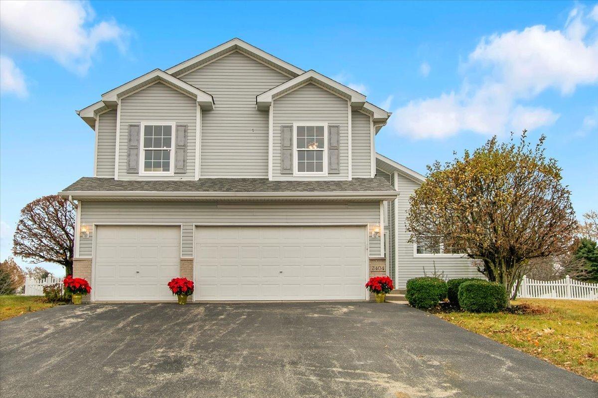 2404 White Ash Ct., Plainfield, IL 60586