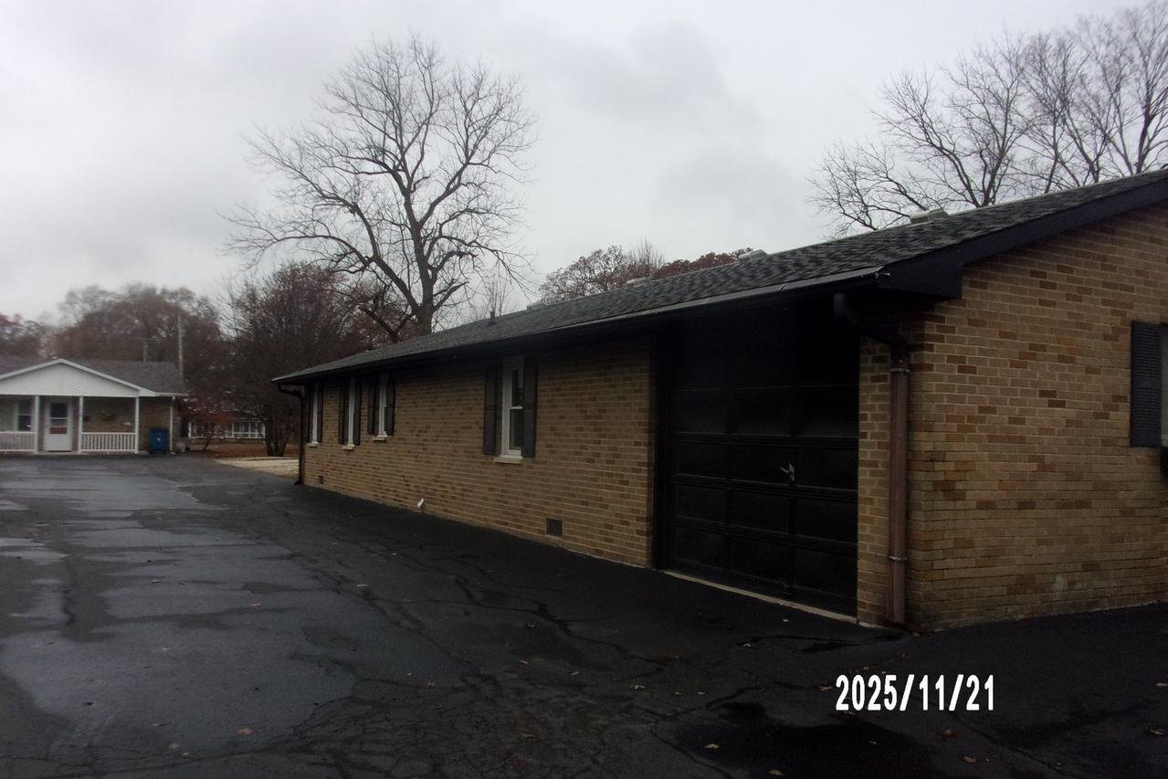 431 S 5th St., Watseka, IL 60970