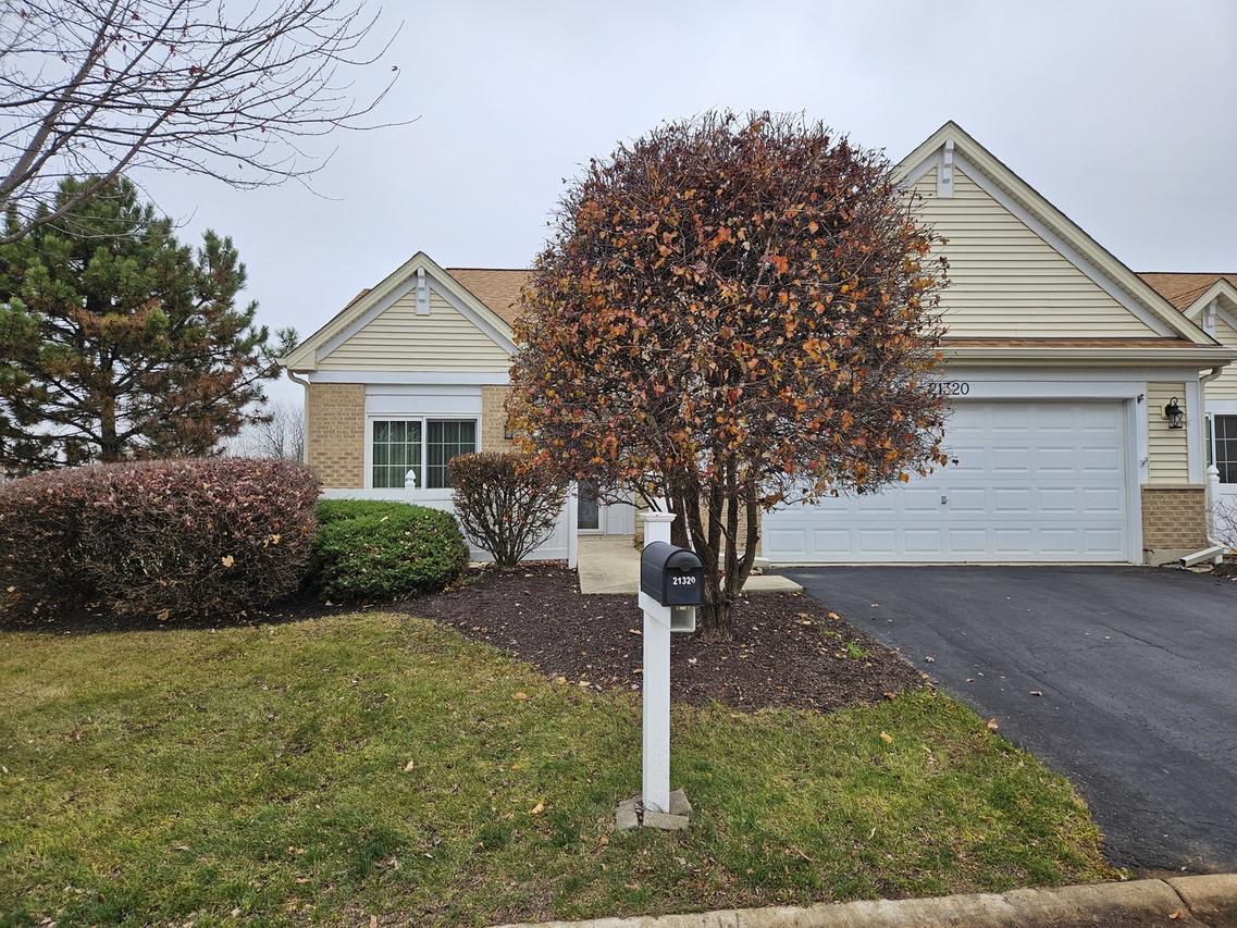 21320 W Douglas Ln., Plainfield, IL 60544
