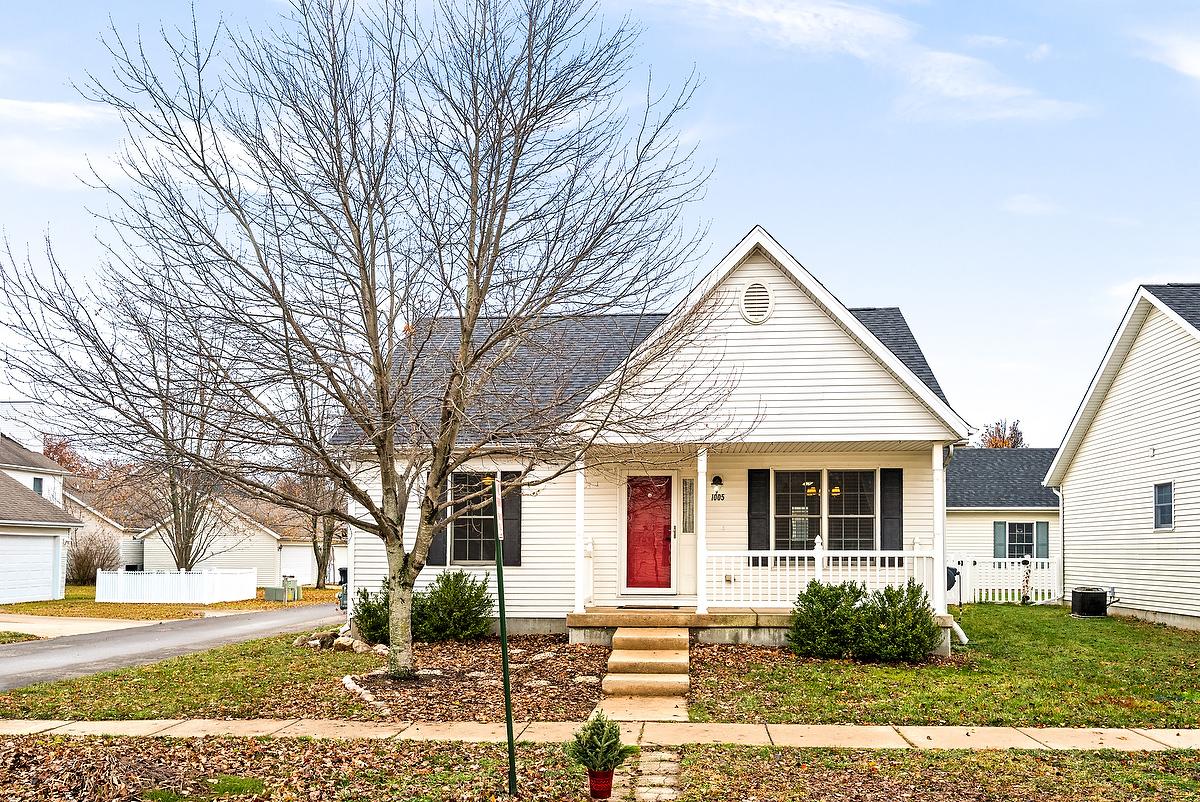 1005 Perry Ln., Normal, IL 61761