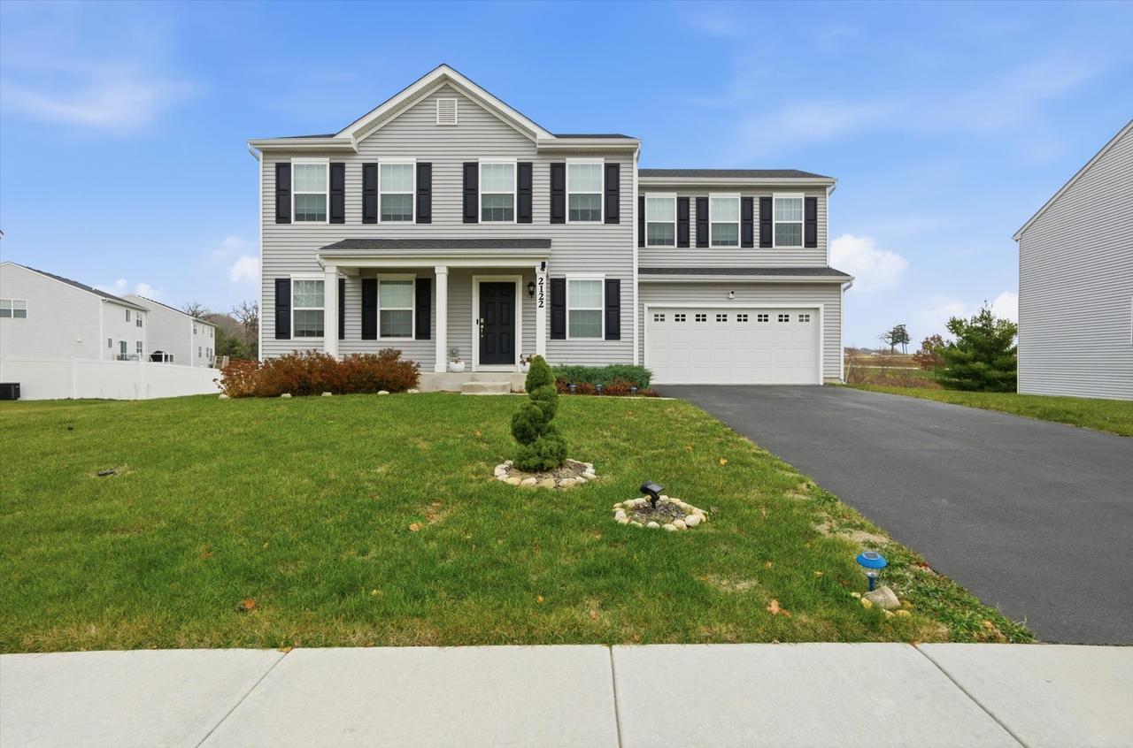 2122 Whitekirk Ln., Yorkville, IL 60560