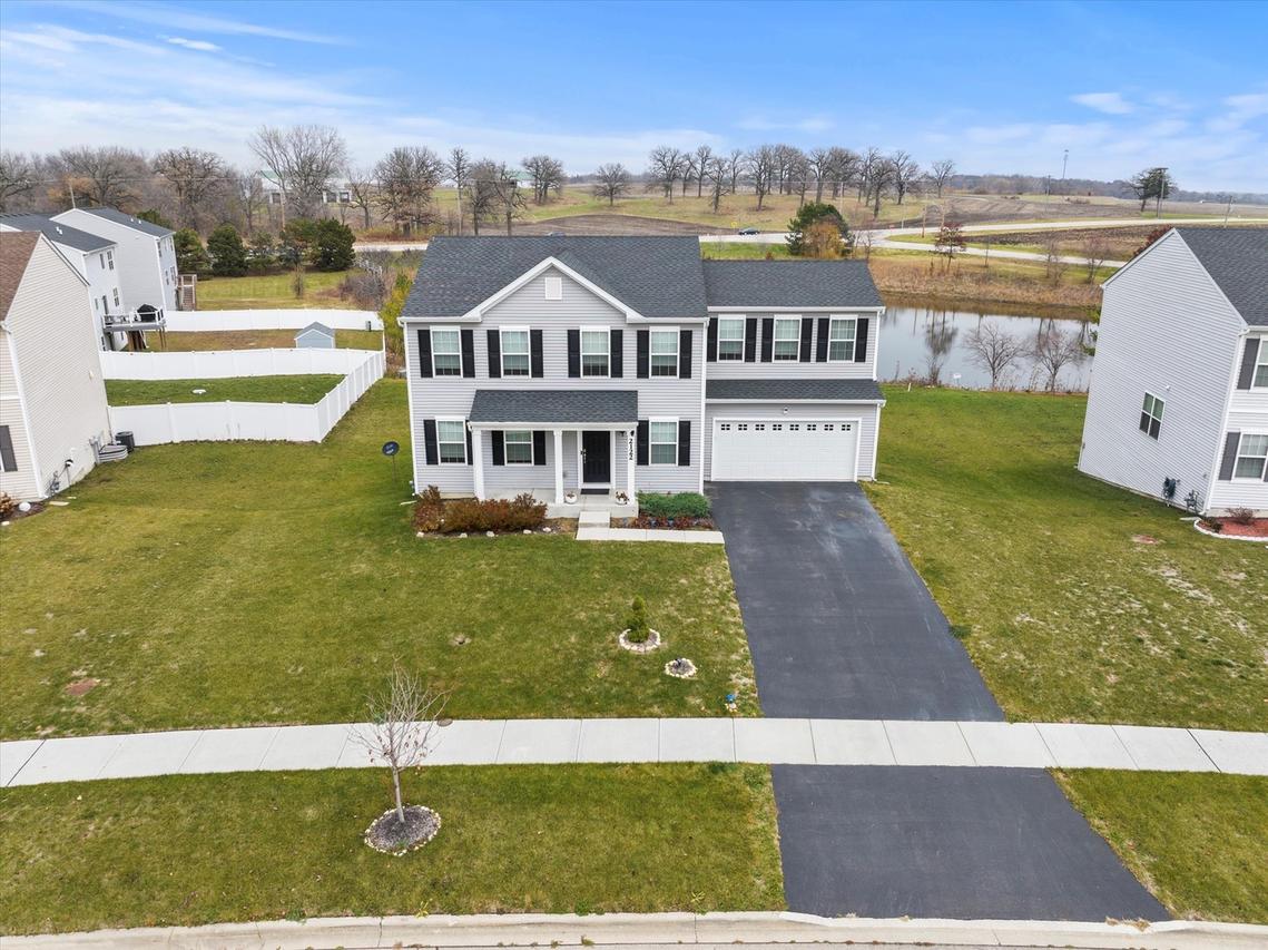 2122 Whitekirk Ln., Yorkville, IL 60560