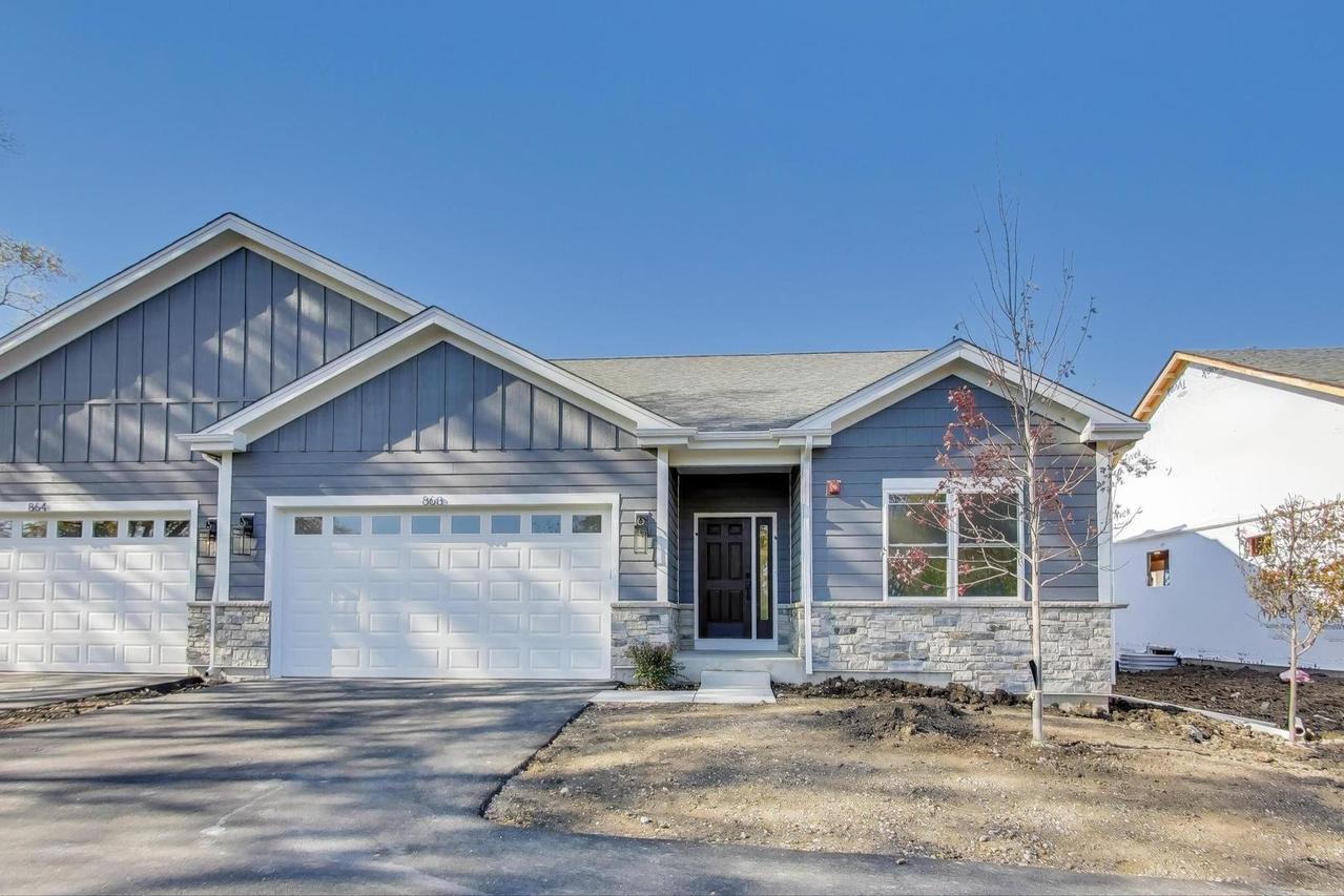 898 N Quentin Rd., Palatine, IL 60067