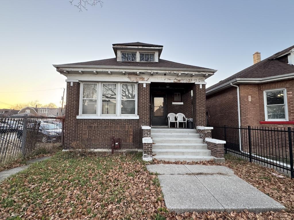 5826 S Artesian Ave., Chicago, IL 60629